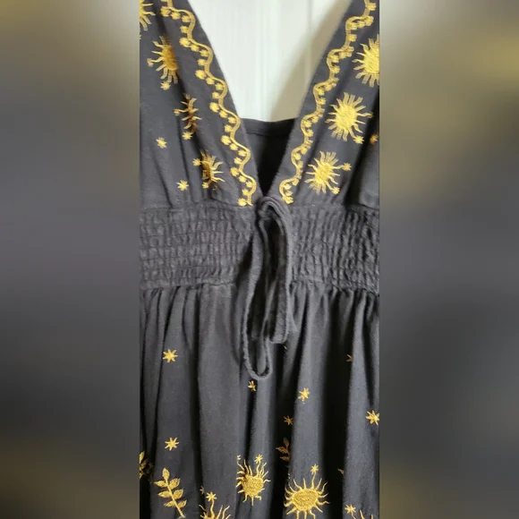 Large Medium Black and Gold Embroidered Women's Dress Celestial Sun Star Maxi - Picture 4 of 9